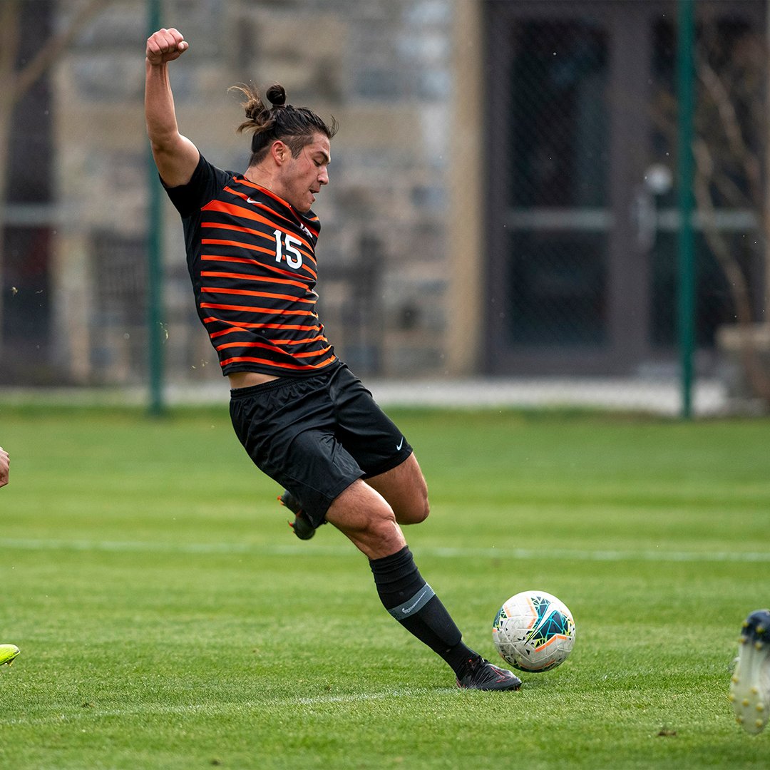 HokiesMSoccer's tweet photo. Three of our guys land on the 2020 All-ACC Academic Team 🏫

📚 » @31_jakob
📚 » @KristoStrickler
📚 » @matt_zambetti
 
📝 » https://t.co/jdTKuRZXco

#Hokies 🦃 https://t.co/0iKpn78Ejc