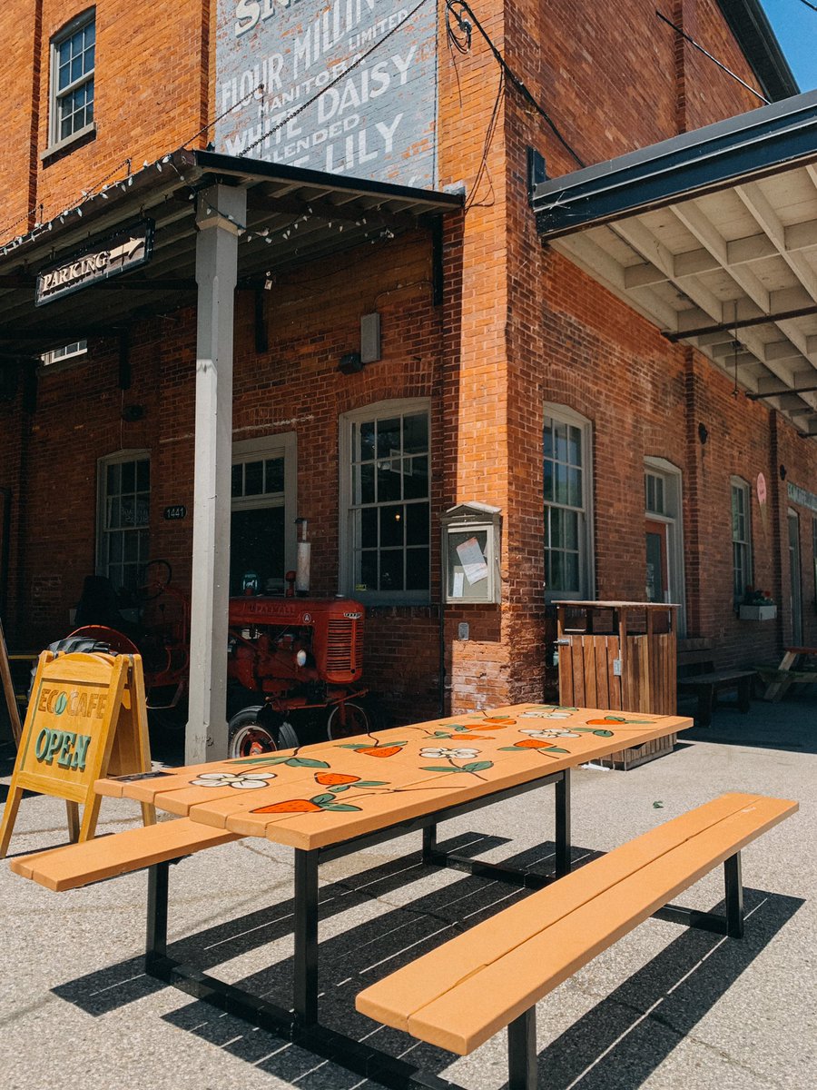 #ArtFrescoTrail 🍓🍓🍓
We’re excited to be hosting the Strawberries table, painted by the very talented Alanah Jewell. When visiting, grab a photo with the table &amp; check in using the #artfrescotrail passport for a chance to win. Download the passport at bit.ly/aftrail-21