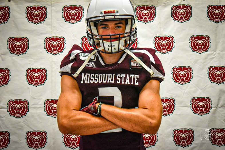 liamoreillyyy's tweet photo. After a great visit and workout with @MOStateFootball, I’m excited to announce that I have received a full ride from @CoachBPetrino. Appreciate you guys showing me around @AAppleby12 @Ry_Beard. Bear up!! https://t.co/C0Uqo6HL2X