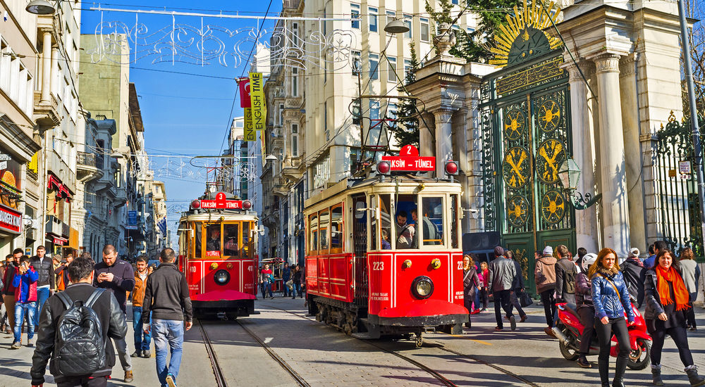 TourismOverseas's tweet photo. イスティクラル通り/ ISTIKLAL STREET
.
.
.
.
.
#トルコ #イスタンブール #新市街 #タクシム広場 #イスティクラル通り
#観光スポット
#turkey #istanbul #taksim #newside #istiklalstreet #beyoglu
#turkishairlines #travel #domestic #staysafe #staywithturkey https://t.co/3ssGGtCg5Y