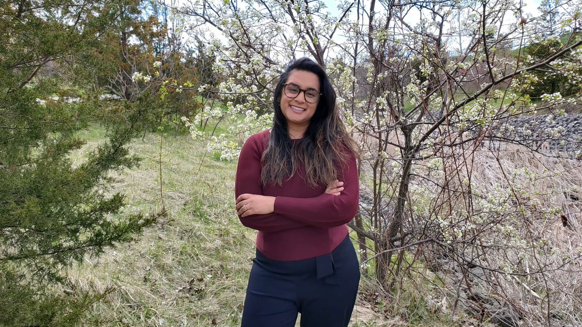 TorontoMetSci's tweet photo. Dr. @KayShooks, evolutionary #ecology expert and postdoctoral fellow, investigated the factors that cause crop-wild plant hybrids to thrive alongside her co-authors: https://t.co/TXOzyVcZ6c

#Botany #RyersonResearch #Environment #PlantScience #ClimateChange #PhD
@CampbellEvoLab https://t.co/yigeEVDV4R