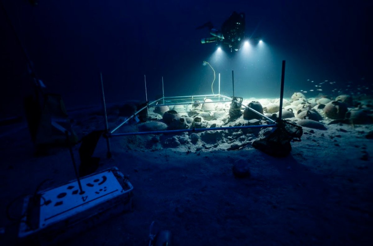 Honor Frost Foundation (@honor_frost) on Twitter photo Episode one of <a href="/Dive_and_Dig/">Dive & Dig</a> is out now! We talk to <a href="/pcousteau/">Philippe Cousteau</a>, Jon Adams, Bob Yorke, Jane Maddocks and Timmy Gambin from <a href="/UMmalta/">University of Malta</a> about diving! Listen here Episode one of <a href="/Dive_and_Dig/">Dive & Dig</a> is out now! We talk to <a href="/pcousteau/">Philippe Cousteau</a>, Jon Adams, Bob Yorke, Jane Maddocks and Timmy Gambin from <a href="/UMmalta/">University of Malta</a> about diving! Listen here