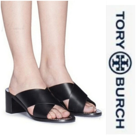 tmccoyusa's tweet photo. So good I had to share! Check out all the items I'm loving on @Poshmarkapp #poshmark #fashion #style #shopmycloset #coach #ugg #toryburch: https://t.co/YnOjYbl7oa https://t.co/GsBVT7U7aN