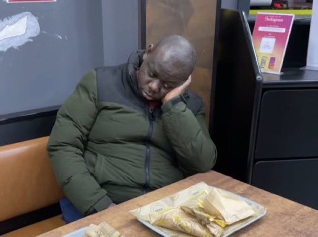 that was the worst mv i’ve seen for a lead single… what was her team thinking? it’s giving live performance rather than a mv….  @jessiej wake up!!!!