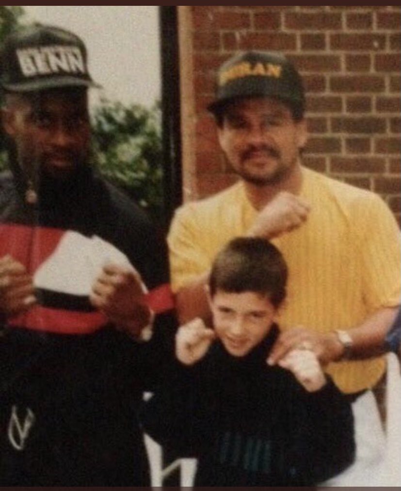 Happy birthday to the legend Roberto Duran 