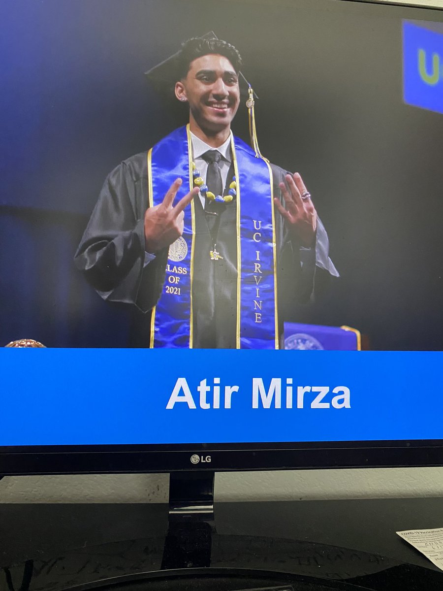 24 FOR KOBE 👨🏽‍🎓✌🏽