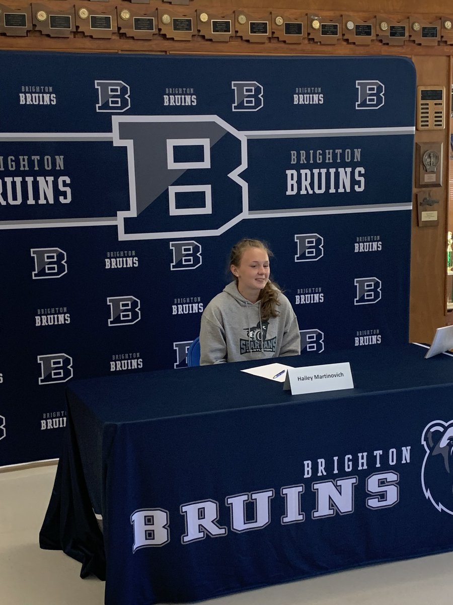 ChadMartinovich's tweet image. Thank you @brightonbruins for today’s signing day at Brighton High School!  I’m very proud of my daughter Hailey and look forward to her next steps as a college volleyball student-athlete @CastletonVB ! @CastletonSports