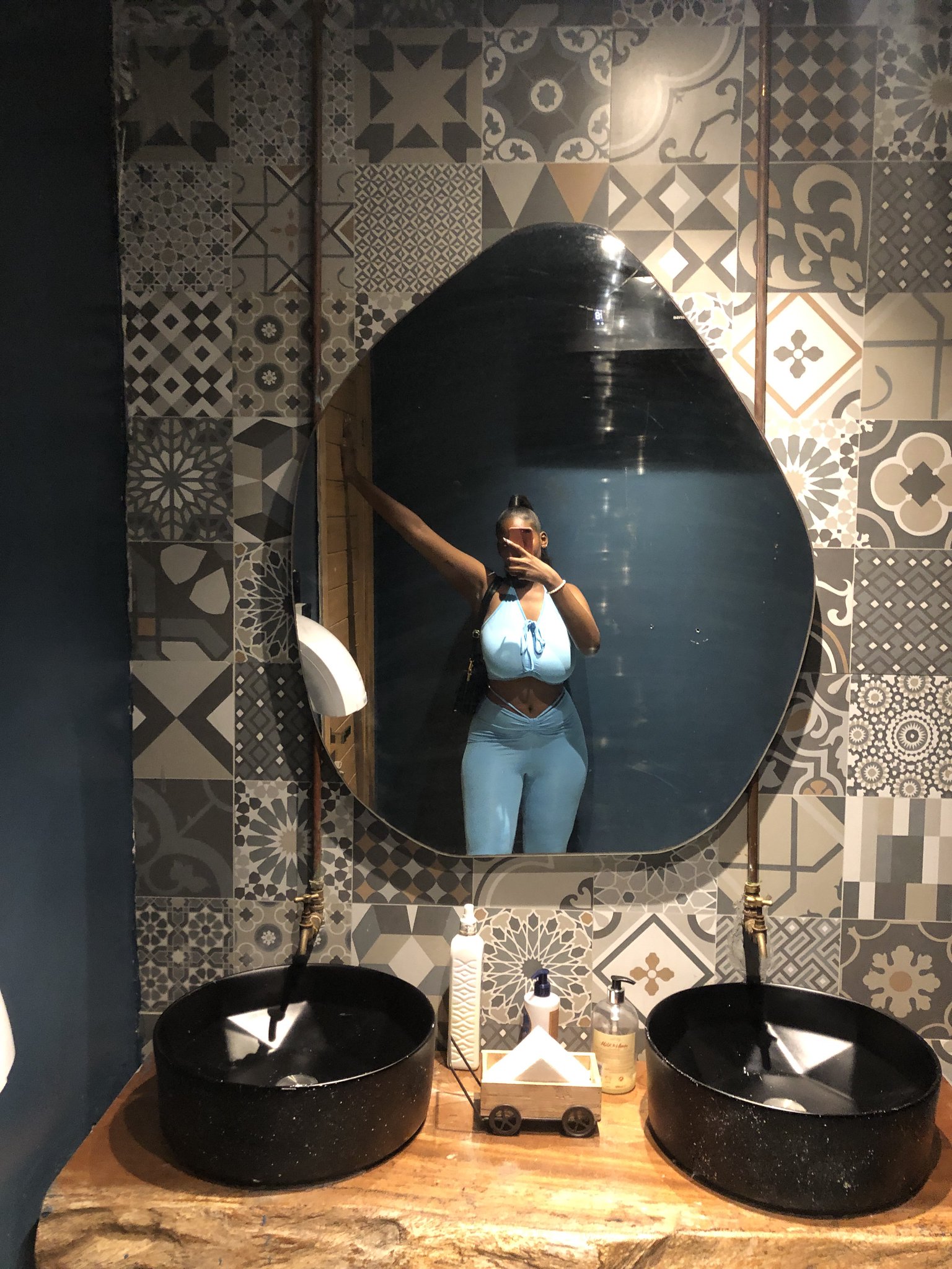 ivie. on Twitter: "happiness ¿ https://t.co/UdntD24863" / Twitter