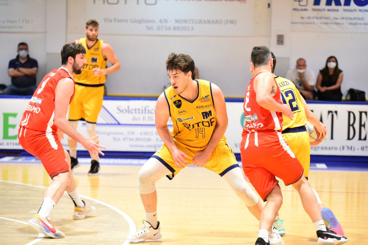 sutorbasket's tweet image. 1Q 17-13 #Sutor