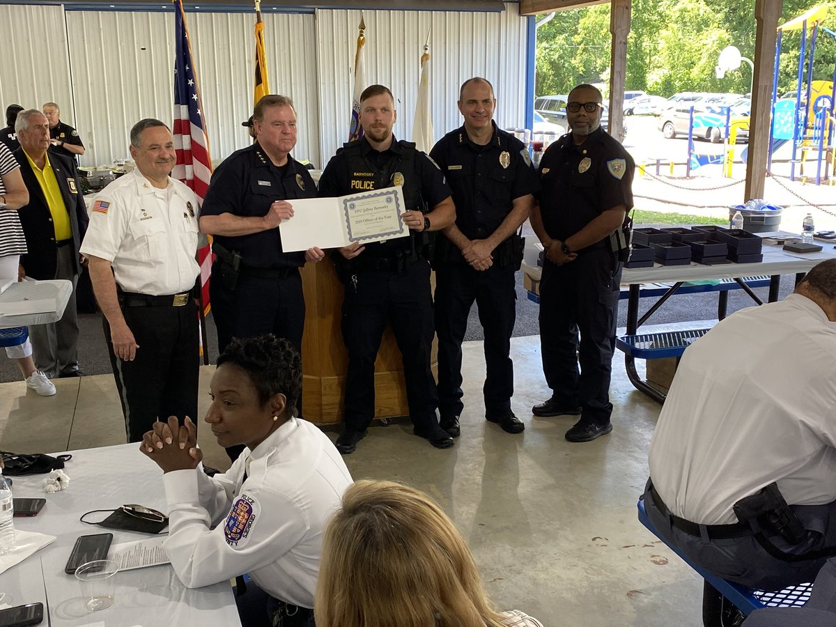 LaurelPD's tweet photo. We are extremely proud of our officers and civilian employees who were recognized at today’s Police Chiefs’ Association of Prince George’s County 2019/2020 Award Ceremony.

The officers and civilian employees who were recognized continuously go above and beyond the call of duty! https://t.co/MCGdOByYkw