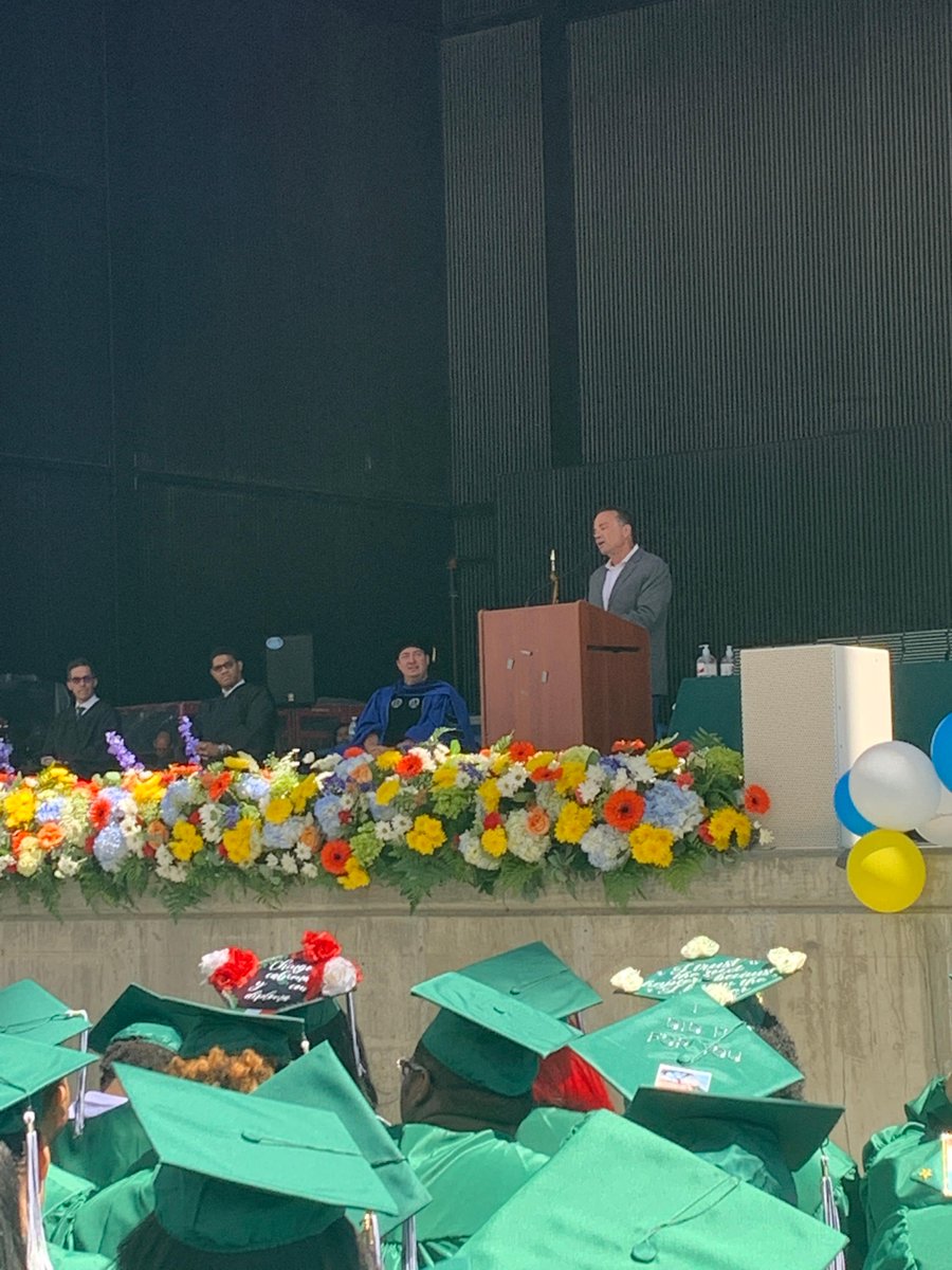 joeganim's tweet photo. Way to go graduates๐ !
Congratulations, your hard work and dedication to your education has led you to this excited achievement.
This graduation marks your passage into adulthood. Welcome.
#bridgeport #BPTStudents https://t.co/oGnUxKrXsB