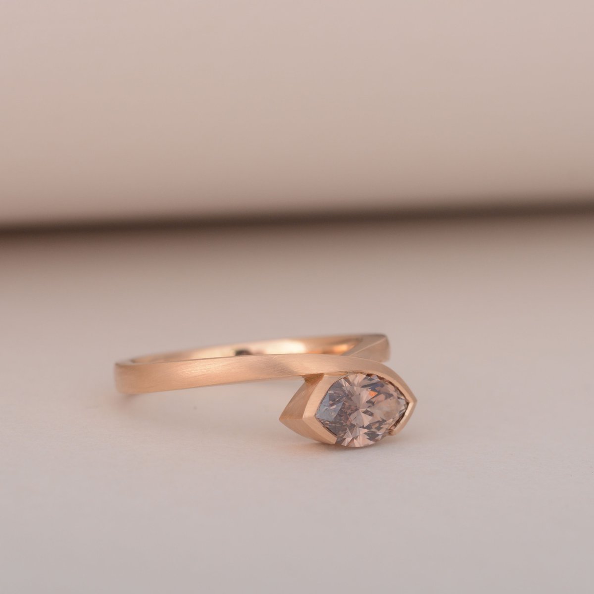 McCaulJewellery's tweet photo. White, blue, pink, yellow,...diamonds come in lots of colours & cuts. Cognac diamonds are one of our favourites & are a lovely alternative option for an engagement ring. Would you think of choosing a coloured diamond?
#cognacdiamond #marquisecut #crossoverring https://t.co/wwz6WCAejk