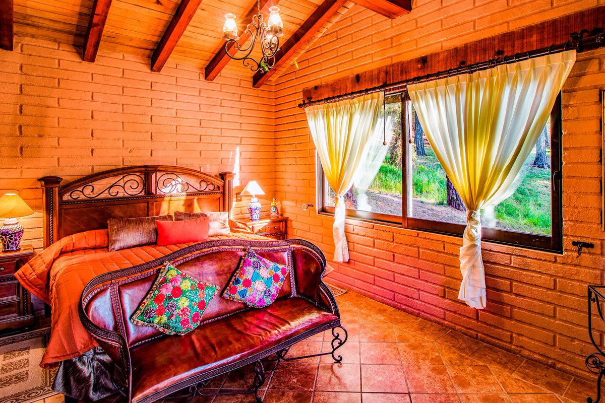 Sierra_Lago's tweet photo. Relajarte en la montaña con los tuyos y vivir un momento inolvidable nunca fue tan delicioso.
Rodéate de naturaleza y de tranquilidad alejado de la ciudad en Sierra Lago Resort & SPA
#Sierralago #wellnesssierralago #bienestar #mascotajalisco #Familia
https://t.co/phKExST5aB https://t.co/XH6397wlu9