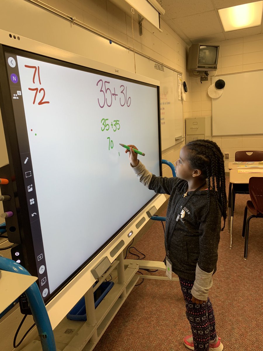 nora_seaman's tweet photo. My class got to test out the new smart board during math today and had a blast!!! #summerschoolrocks @sl_stream https://t.co/wxjYLhxbwe