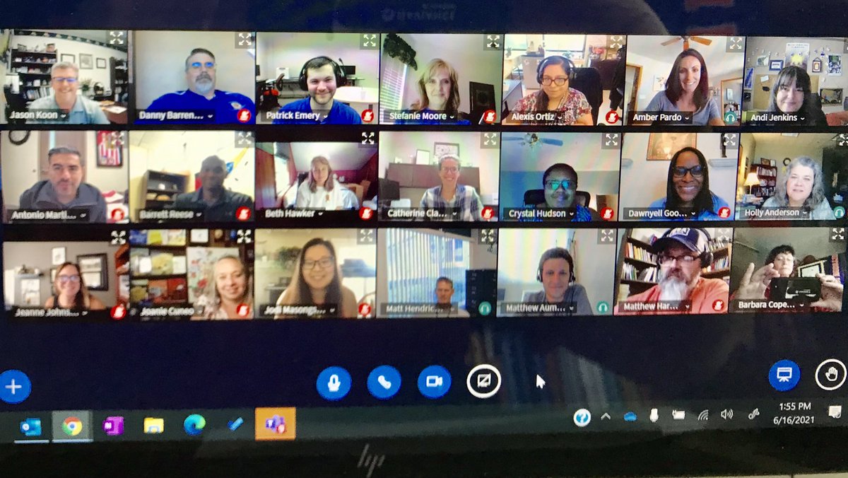 barco143's tweet photo. AVID Site Leaders participating in DigitalXP LCEE. What happens in this CoP changes the trajectory for adults and students. #DigitalXP @AVID4College https://t.co/ntO2Qm3TzU