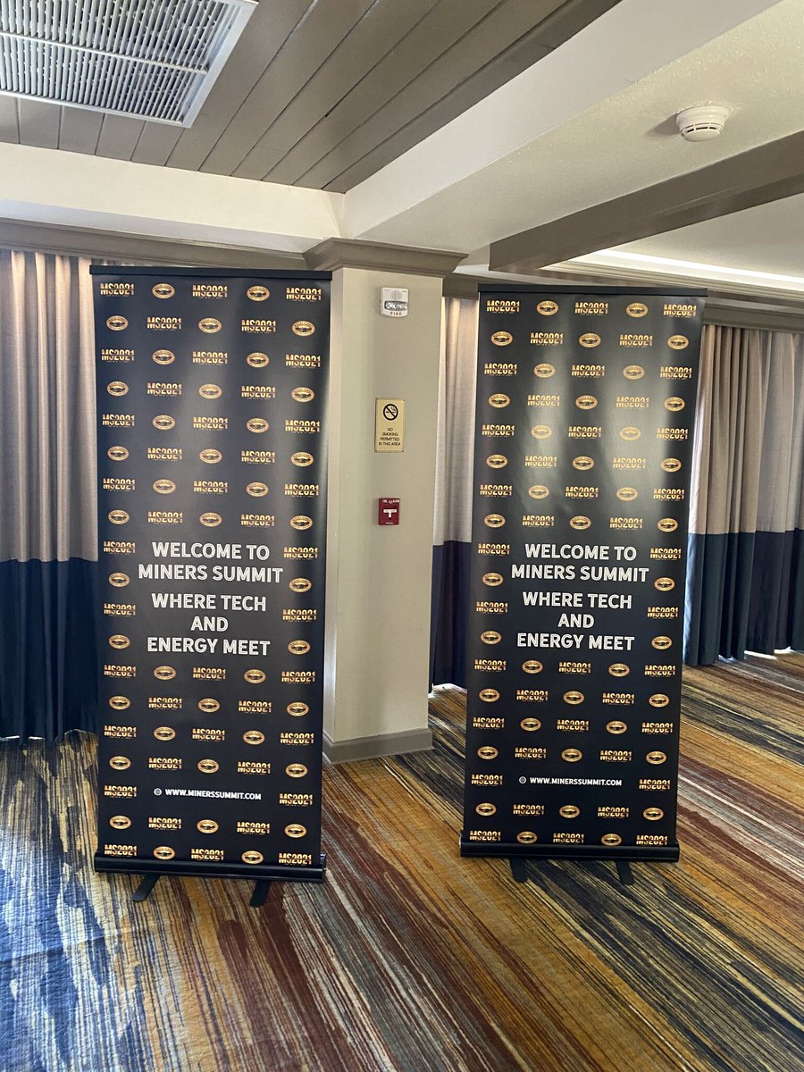DLedgerInc's tweet image. Our team is at Miners Summit 2021 discussing and learning about the energy consumption behind Bitcoin mining with industry experts. Have a question that you want answered? Let us know in the comments.

#DLI #CryptoMiningTools #BitcoinMining #MinersSummit2021