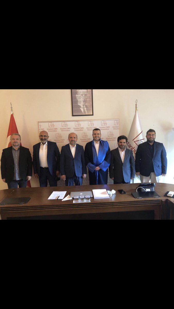 İZÜ İslam İktisadı ve Finans Doktora Programında Harun Çelik “Türk Tarımının faizsiz finansmanı” alanındaki teziyle Doktorasını tamamladı. Hayırlı olsun.