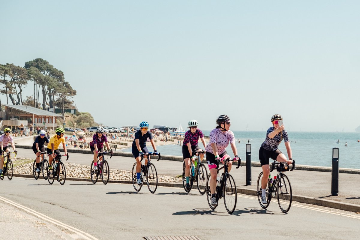 Voxwomen's tweet photo. 📸  THE BIG DAY OUT!  📸  

Thanks to everyone who was part of The Big Day Out in partnership with @dhbsport! 

As these snaps no doubt show, you all helped to make it an unforgettable experience! 🙌  

... plus how stylish did everyone look on the bike! 😁 https://t.co/Ul0apb527o
