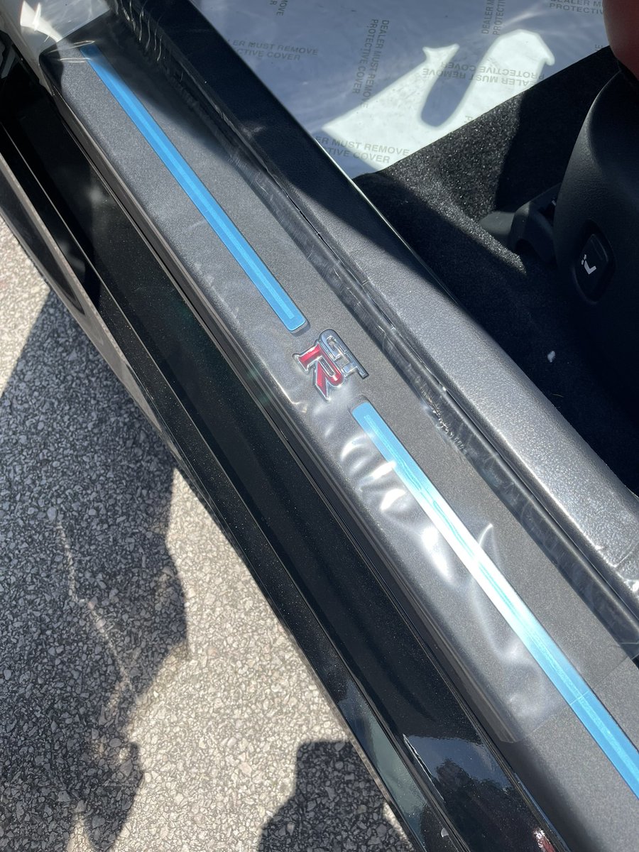 nmplol's tweet photo. To the guy buying the only GTR in Austin for 25k over sticker…. Congrats it’s a beautiful car but also you suck you jackass 💯💯💯 skrilla no 🧢 https://t.co/c1Fm8Tz0I2