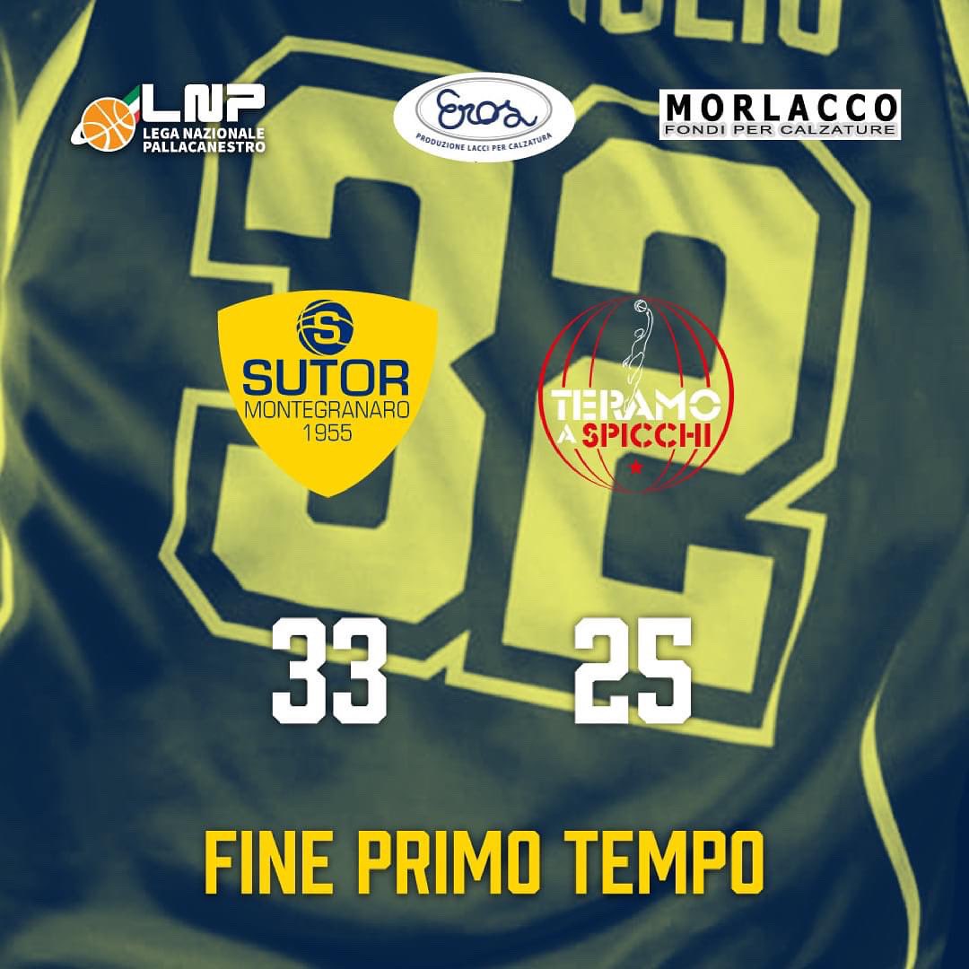 sutorbasket's tweet photo. Primo tempo con buone percentuali e tanta grinta ci consente di chiudere sul +8. Forza ragazzi altri venti minuti 💙

#Sutor #LaNostraPassione https://t.co/PrrLVyQgJd