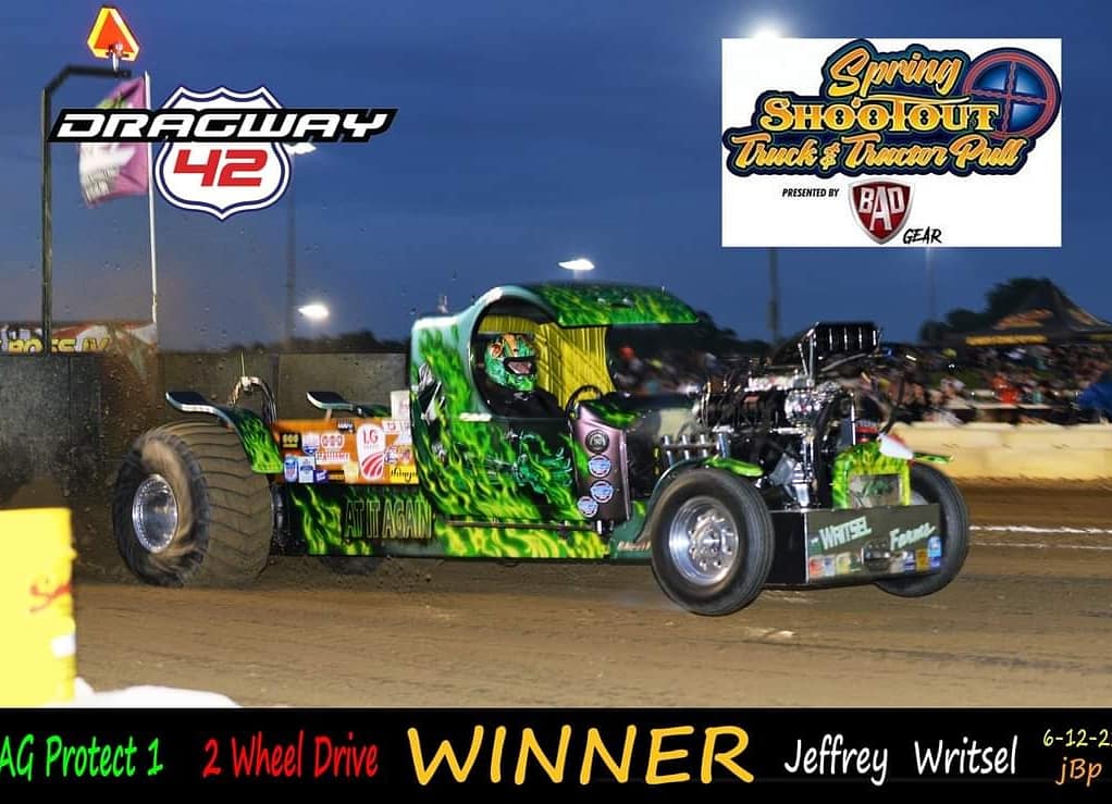 ostpapull's tweet photo. Here are the winners from last Saturdays pull at Dragway 42. Congrats to the winners! #OSTPApull #ProPulling #AgProtect1 #MosierIndustrial #SCSGearbox #WellingtonImplement #RiversideEngines #carrolstruckparts #KTSEquipment #MACTrailer #LGSeeds #KaleMarketing #RockAuto.com https://t.co/8pN1ttWCb0