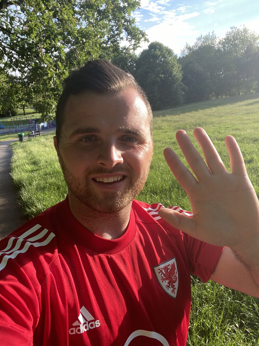 NilanMr's tweet photo. Day 16! 5km walk this evening in my Wales shirt, after a day of supporting #WearRedForWales ! #5kmADay #JogInJuneChallenge https://t.co/d7elKvqWJj