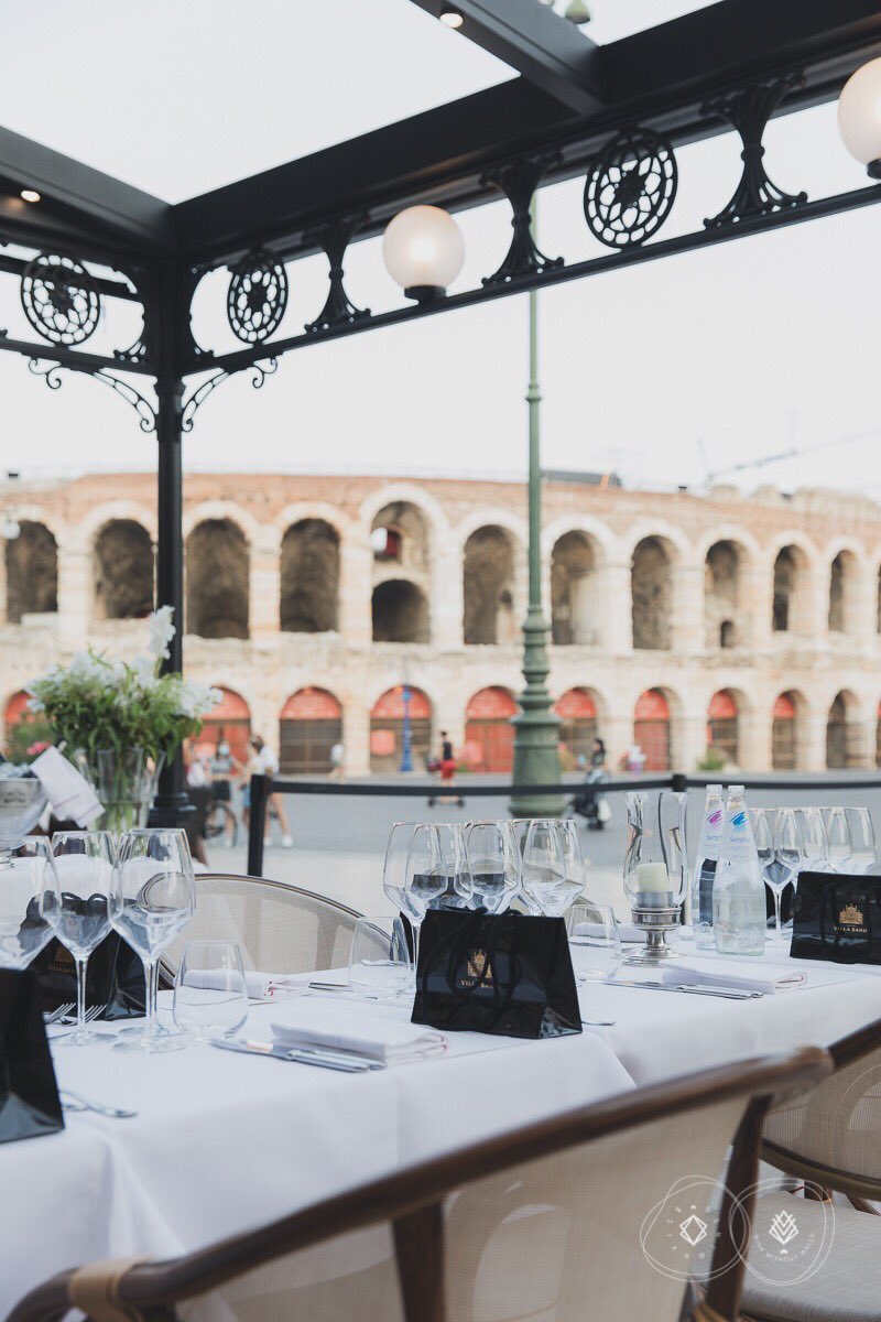 5StarWines's tweet image. After the first intense day of tasting, the judges are now having dinner together: the happiness and the pleasure of finally being together... These shots tell their own story.| #5StarWines2021 #winewithoutwalls2021 #afterworkfun #verona #veronaitaly #veronacentro #arenadiverona