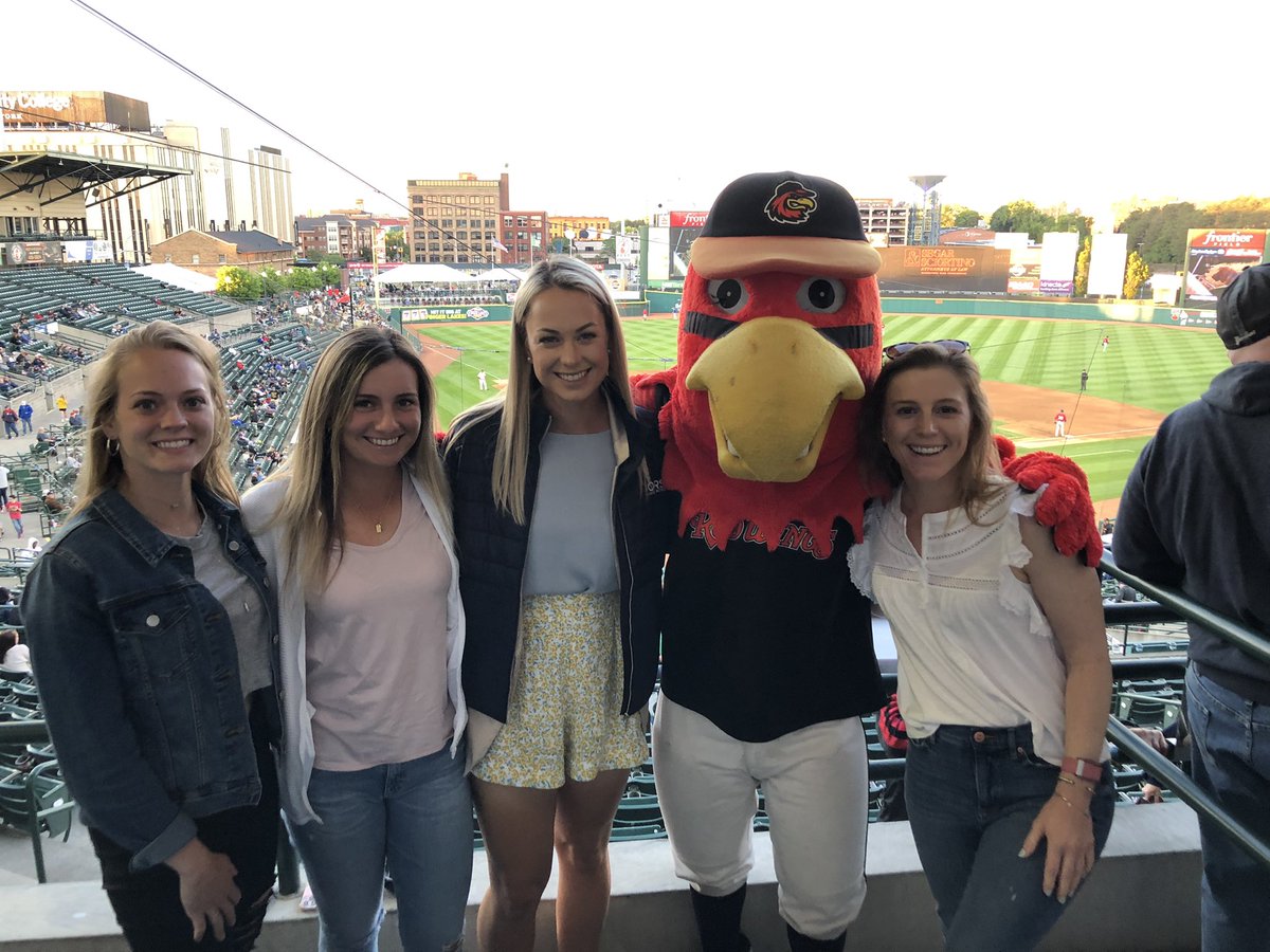 KatieACarroll's tweet photo. The @ddowneyclassic @ROAD2LPGA pros ❤️the @RocRedWings

#rocthesummer #lpga #ddcuc #theseladiesrock #morethangolf #road2lpga https://t.co/KyUWAXID8q