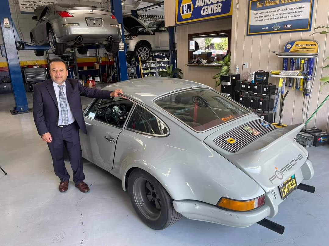 If you have a #Porsche we can help you repair it

Visit: orozcosautoservice.com to schedule your next service in #LongBeach #Bellflower #Fullerton or #GardenGrove

Serving all Makes &amp; Models #OrozcosAutoService #RV #69porsche #ServandoOrozco #AutoShop #Car #porsche911