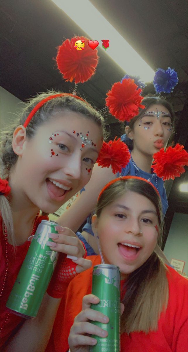 jackyrocha143's tweet photo. No starbies today 💁🏻‍♀️ #redbull https://t.co/2ORm0Yq0UZ