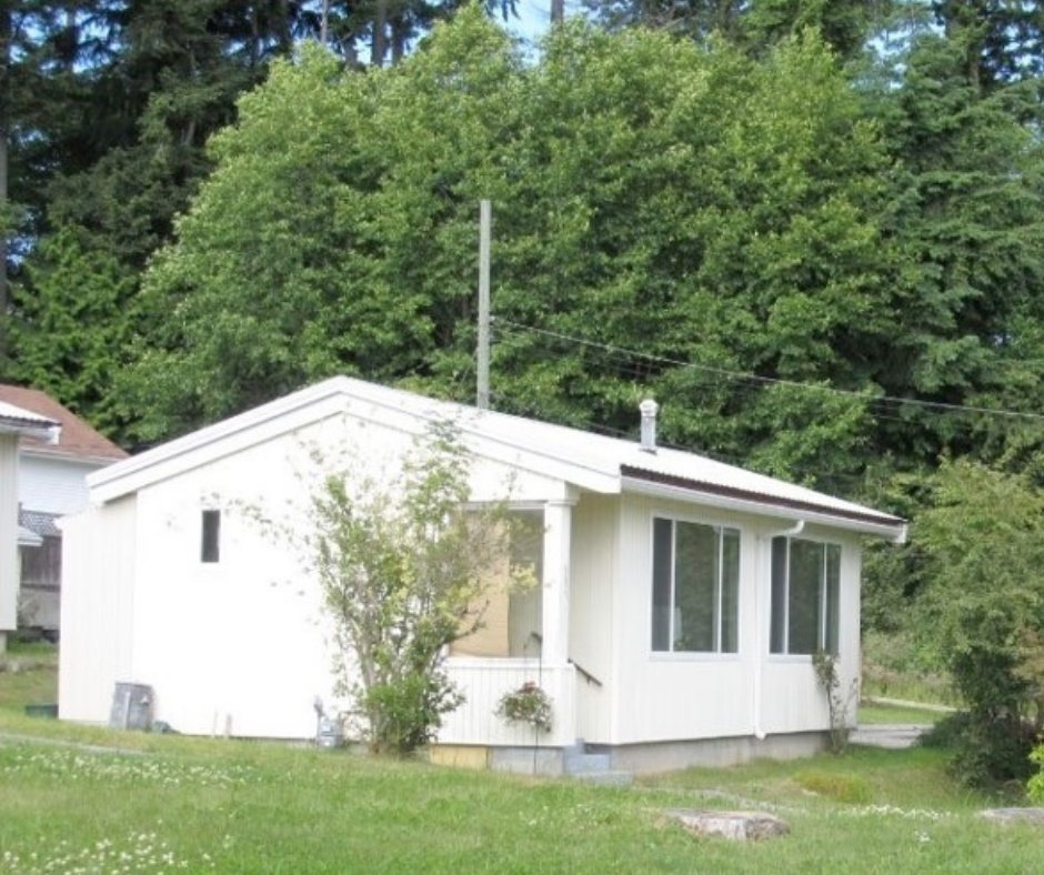 Nickel Bros delivered 8 cabins from Powell River to Salt Spring Island.  2 cabins were donated to the town's Windsor Plywood Store which tragically caught fire.  Nickel Bros was happy to be a part of this community support.  Learn more about this story: bit.ly/35iOQi7