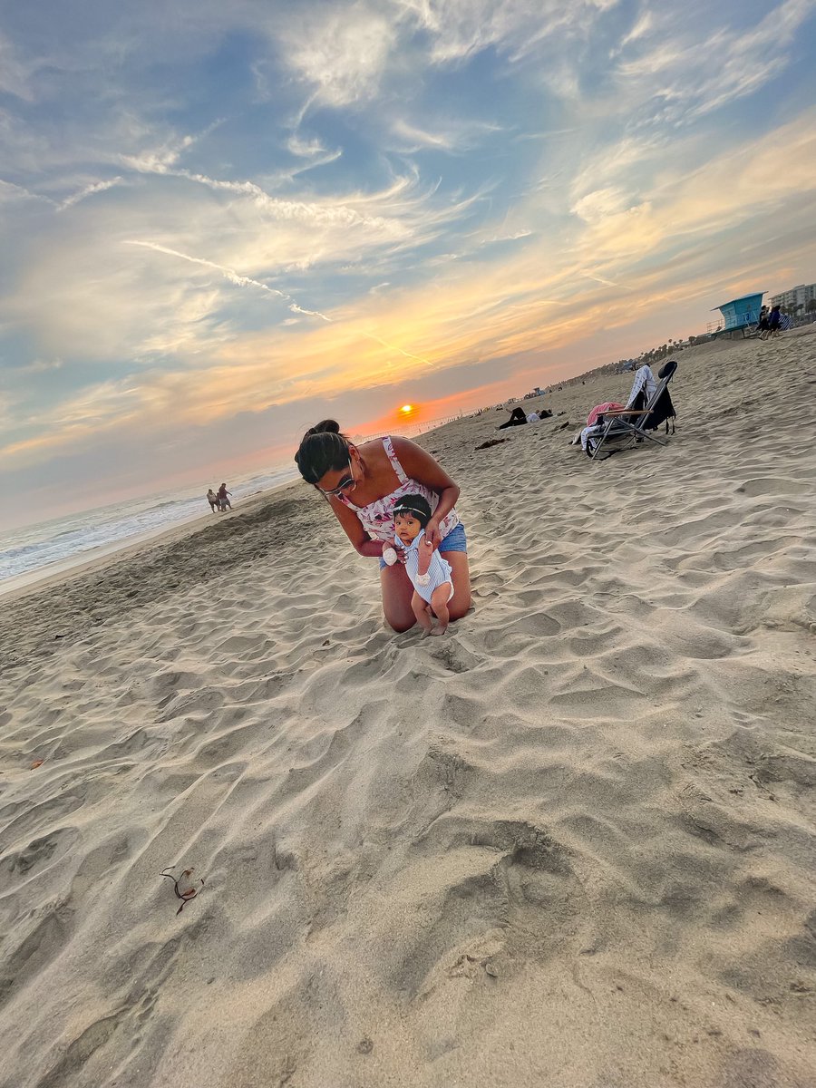 jazhelm11's tweet photo. Enjoying summer break with my babies! #ACEsummer #ACEcubs https://t.co/YP6170KysW