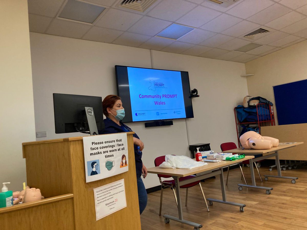 PromptWales's tweet photo. Dyma tim PROMPT Cymru yn y Gymuned @SwanseabayNHS heddiw! Di iawn pawb 🏴Here is the Community PROMPT Wales team today! Well done all @SarahLMorris13 @smiler85 @Vicowens77 @jane20007417 @sarah_hookes @NWSSP @JonathanWebbWRP @niladrisg1 @fran453 https://t.co/DzqN0kvgFu