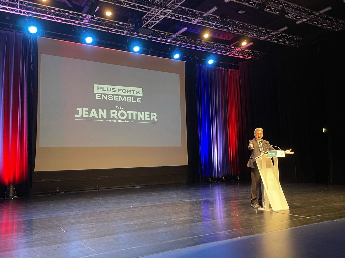 avecRottner_57's tweet photo. Beaucoup de monde ce soir au NEC de Marly pour le meeting de @JeanROTTNER @GrosdidierMetz en présence de François Baroin, Patrick Weiten, @ncolin_oesterle @CatBELRHITI,  @horythierry et de nombreux colistiers ! #JeVoteRottner #PlusFortsEnsemble #AvecJeanRottner https://t.co/dZYOZ5D4im