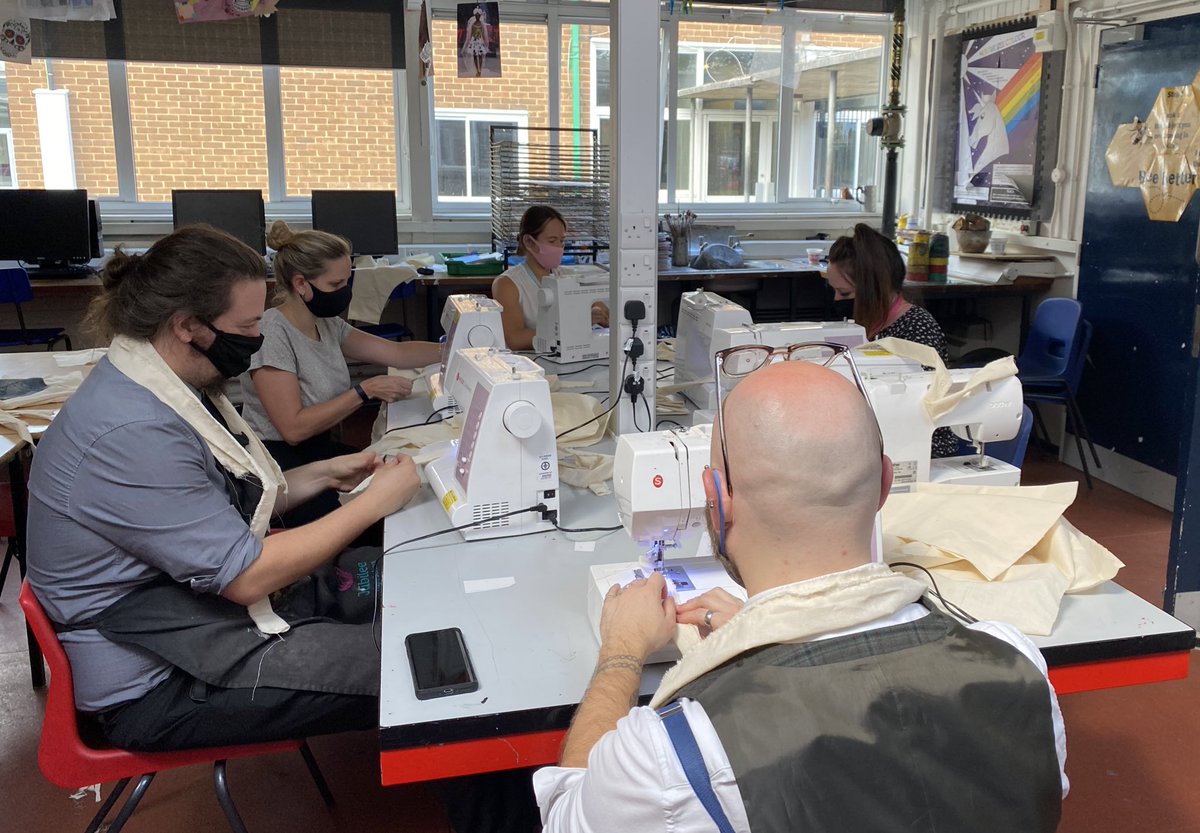 jubileehigh's tweet photo. It was fantastic to see our #JHSCommunity of teaching staff getting stuck into their SKE sessions at our CPD INSET this afternoon to improve the experience for our students! Art and tech were brushing up on their textiles skills! #ensuringexcellence https://t.co/YXO1g9WQ5h
