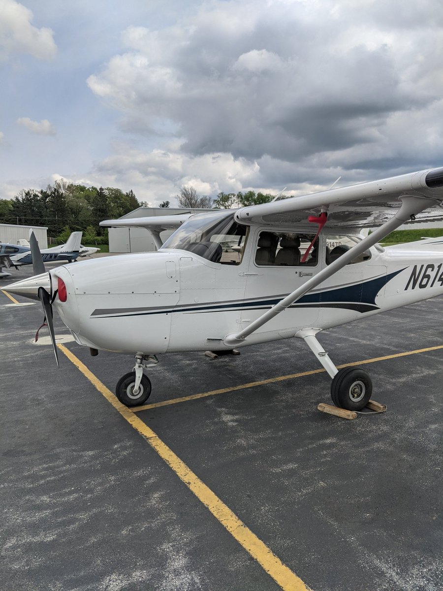 russkid's tweet photo. Let's fly! #russcanfly #studentpilotlife #Checkrideprep https://t.co/xGI6nmcxx5