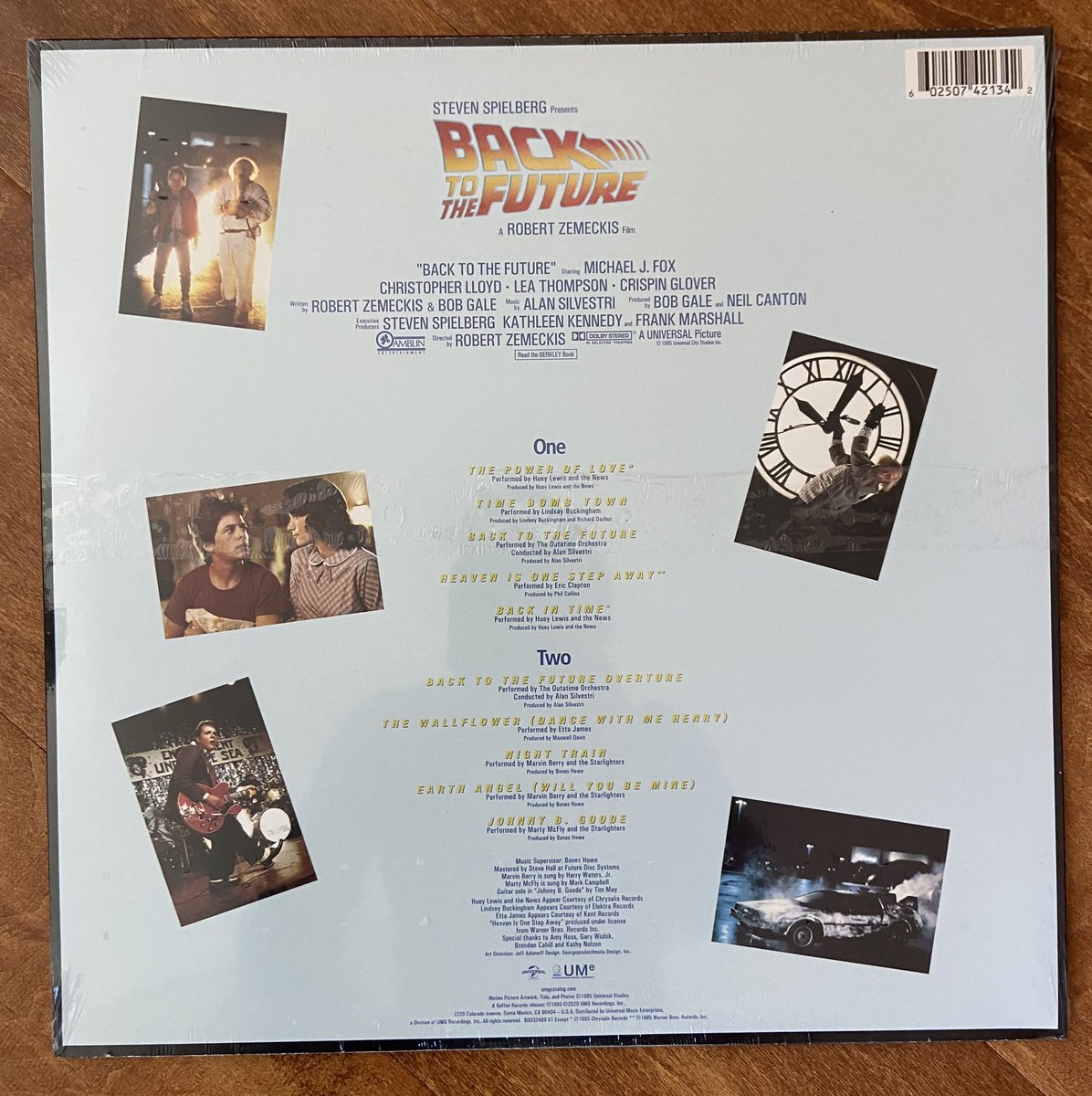 My Back to the Future vinyl finally came featuring The Power of Love by Huey Lewis and the News!!! Friday night, here I come! 🕺