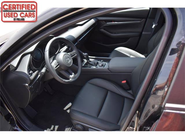 certifiedused's tweet photo. Come experience our sporty #2021Mazda3 #SelectPackage #Sedan and discover just how much fun driving a compact car can be🤩‼️ Suave and sophisticated, our Mazda3 sedan is made to stand out! Call or click today📲!

Send us a message, or visit our website➡️: https://t.co/efhPDWpR1H https://t.co/Npg8mJc8Wc