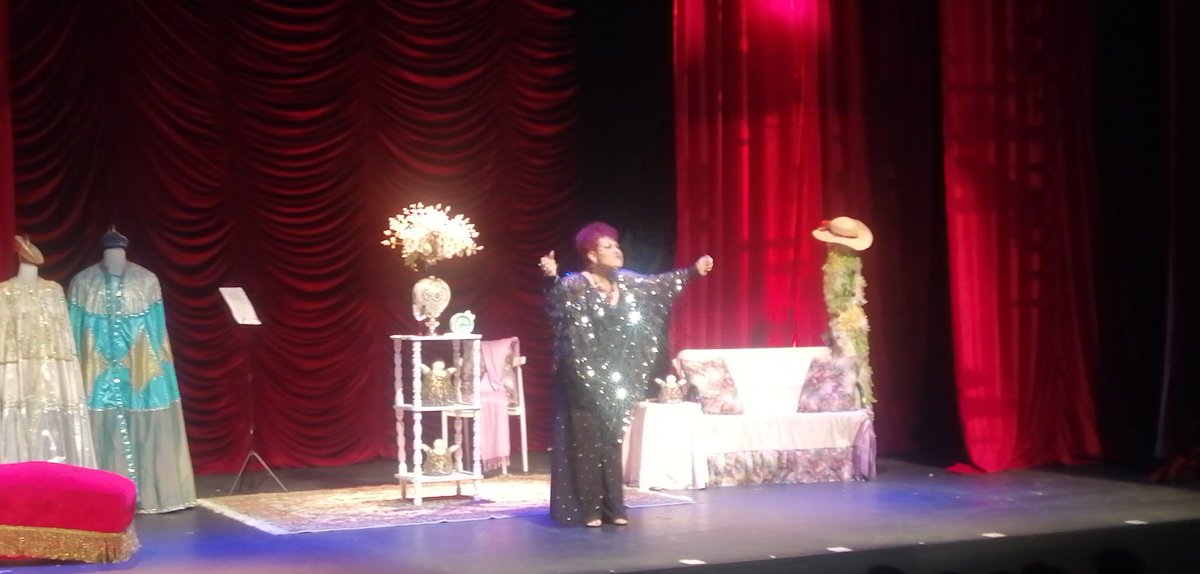 GORDA ¿YO?, Totalmente recomendable, con mucho amor, sobre todo con mucha reflexión con la primera actriz ⭐⭐⭐⭐⭐ <a href="/LUPITASANDOVALF/">Lupita Sandoval</a>, <a href="/WilbertoCanton/">Teatro SOGEM Wilberto Cantón</a>  <a href="/GordaYoShow/">Gorda ¿Yo?</a>
Checa nuestra opinion en:facebook.com/10159233545514…
#teatro #espetaculo #CDMX #Entretenimiento #amor #comedia #arte