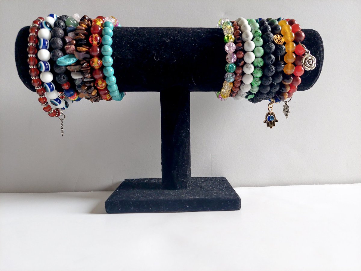 BranchLaquanya's tweet photo. Find Your Style #braceletstacks
πππ§Ώπ
.
.
ππ Shop Bracelet Jewelry Styles or Accessories π
.
.
#blackownedbusiness #boutiqueshopping #jewelry #lasvegas #braceletstacks #beadedjewelry #charmedjewelry #costumejewelry #stonejewelry #chipstonejewelry #diffuserjewelry #style https://t.co/KHeFlHdT9D