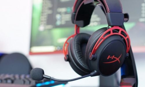 TeamLanEx's tweet photo. [ 🎁 #Giveaway 🎁 ]

La #TeamLanEx va vous faire plaisir avec ce magnifique lot à gagné. 👇
 Sa sera donc un casque Hyper X.

Pour gagner ce lot il vous suffit juste : 
#Follow @TeamLanEx &amp; @FRAPPE_Q1_COUP et #RT

T.A.S début Juillet 😉 https://t.co/47A4PXlWTA
