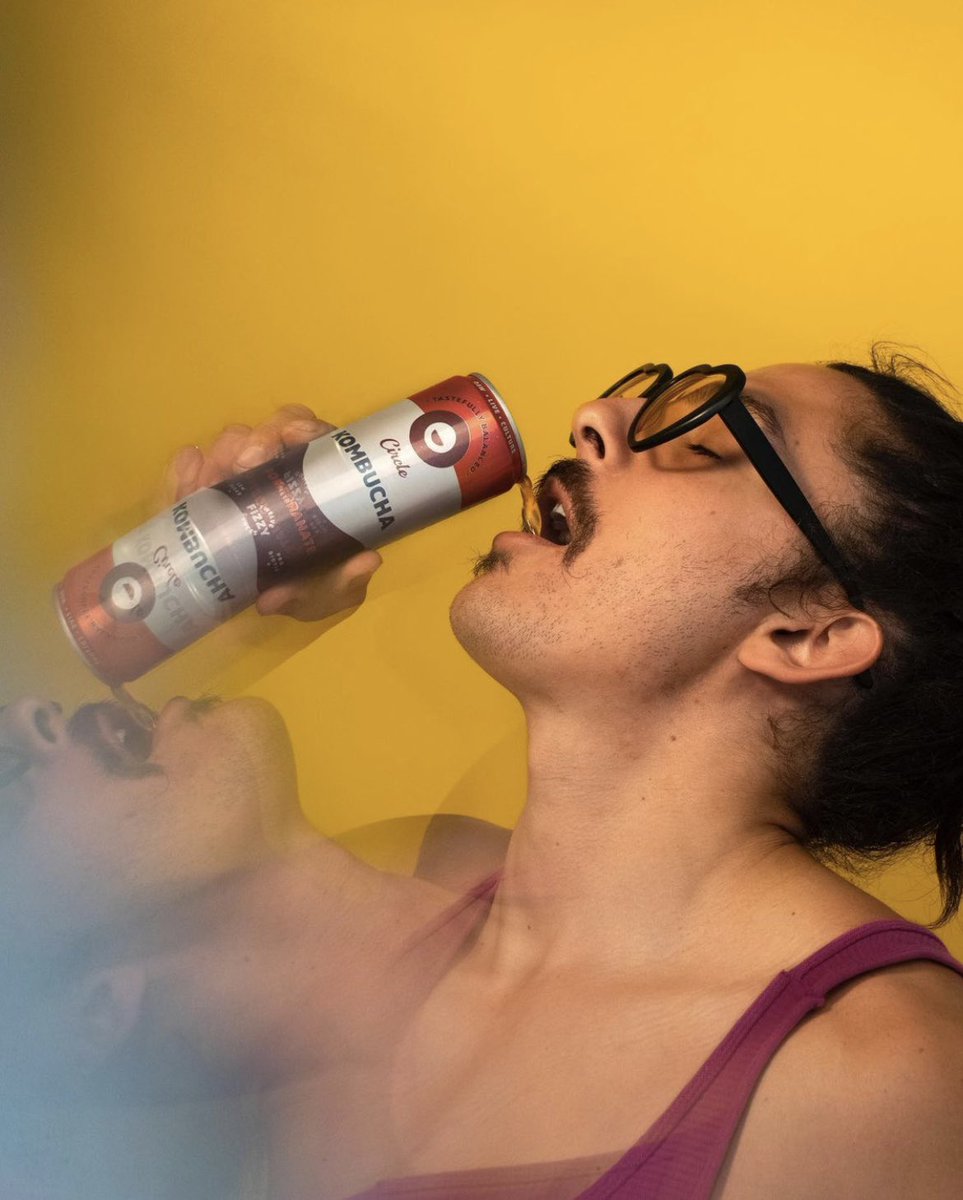 circlebeverage's tweet photo. Tell me you love our pomegranate kombucha without telling me you love our pomegranate kombucha
#DrinkCircle https://t.co/8v2HFZ28vX