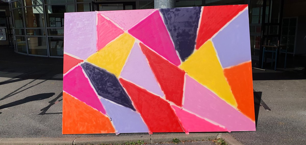 92 styles tweet media