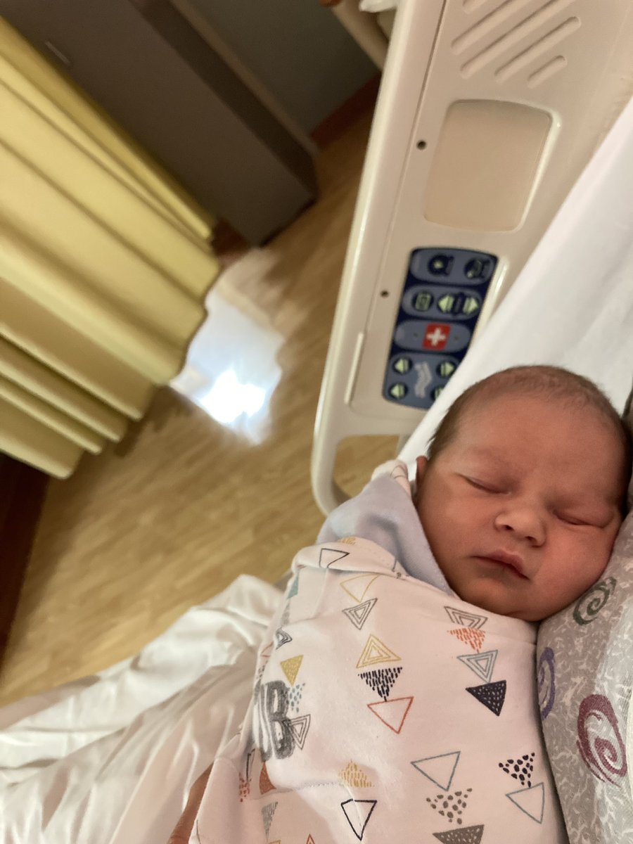 b_meints's tweet image. &amp;amp; just like that my heart’s been stolen by the cutest baby I’ve ever seen 😍

Rudy Robert 6/15/2021