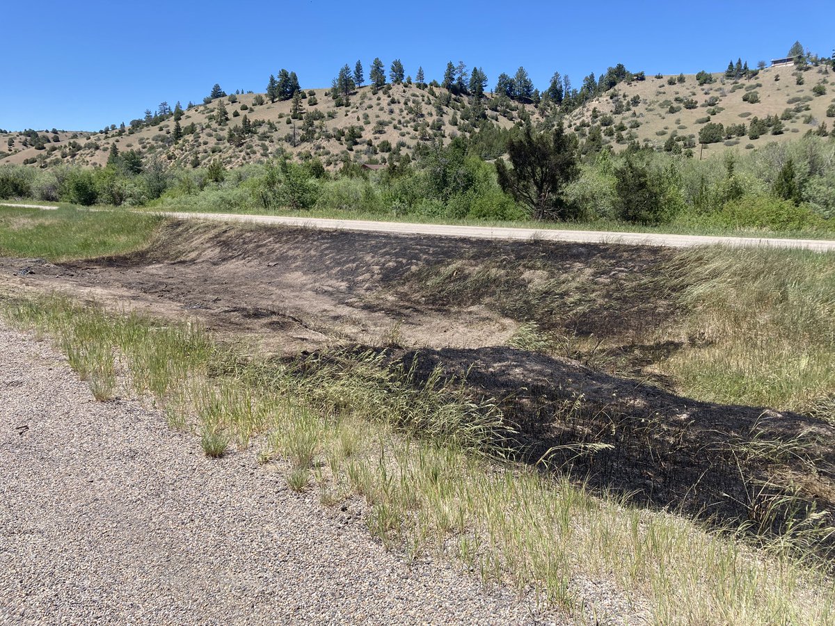 The shocking aftermath of last nights helicopter crash. 

I spoke with DNRC who gave us more information on the incident and the five personal on board. That and more live tonight on https://t.co/9yM0wLSgAO at 5 & 6 pm. #mtfire #mtnews #helicoptercrash #DeepCreekFire https://t.co/VBv4VlqpLR