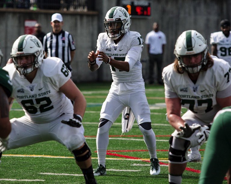 Jchatman17's tweet photo. 3 years of Eligibility 
Quarterback, 6’0, 185 
Recruitment is open to any school! https://t.co/AjqpFa6wbd