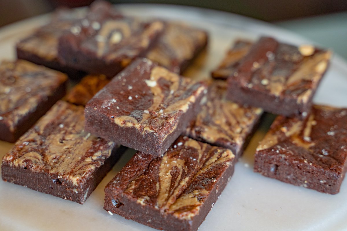 VisitRCNC's tweet photo. Today you have an excuse to indulge because it is #NationalFudgeDay!  🍫

Check out #AmericasFudgeShop located in Forest City. This shop has over 100 flavor to enjoy after growing their business from a fudge bus to their current location, while shipping nationwide! #VisitNC https://t.co/7ciNRJbDlu