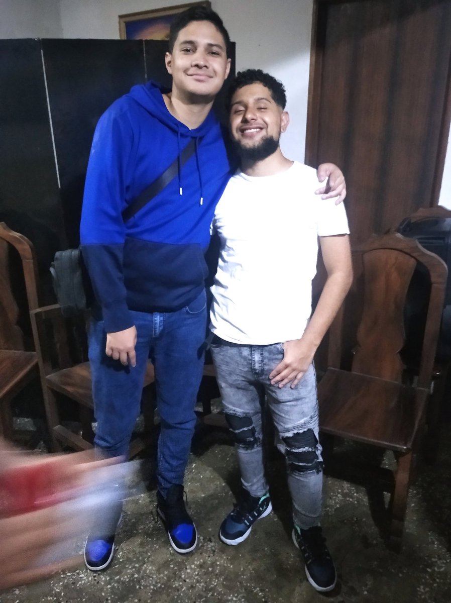 Charlitos_28's tweet image. Te quiero a lo bien mi compadre. @Negria2