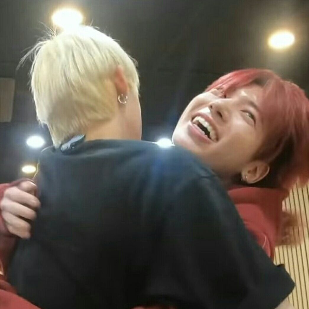 taejunhours's tweet image. this genre of taejun