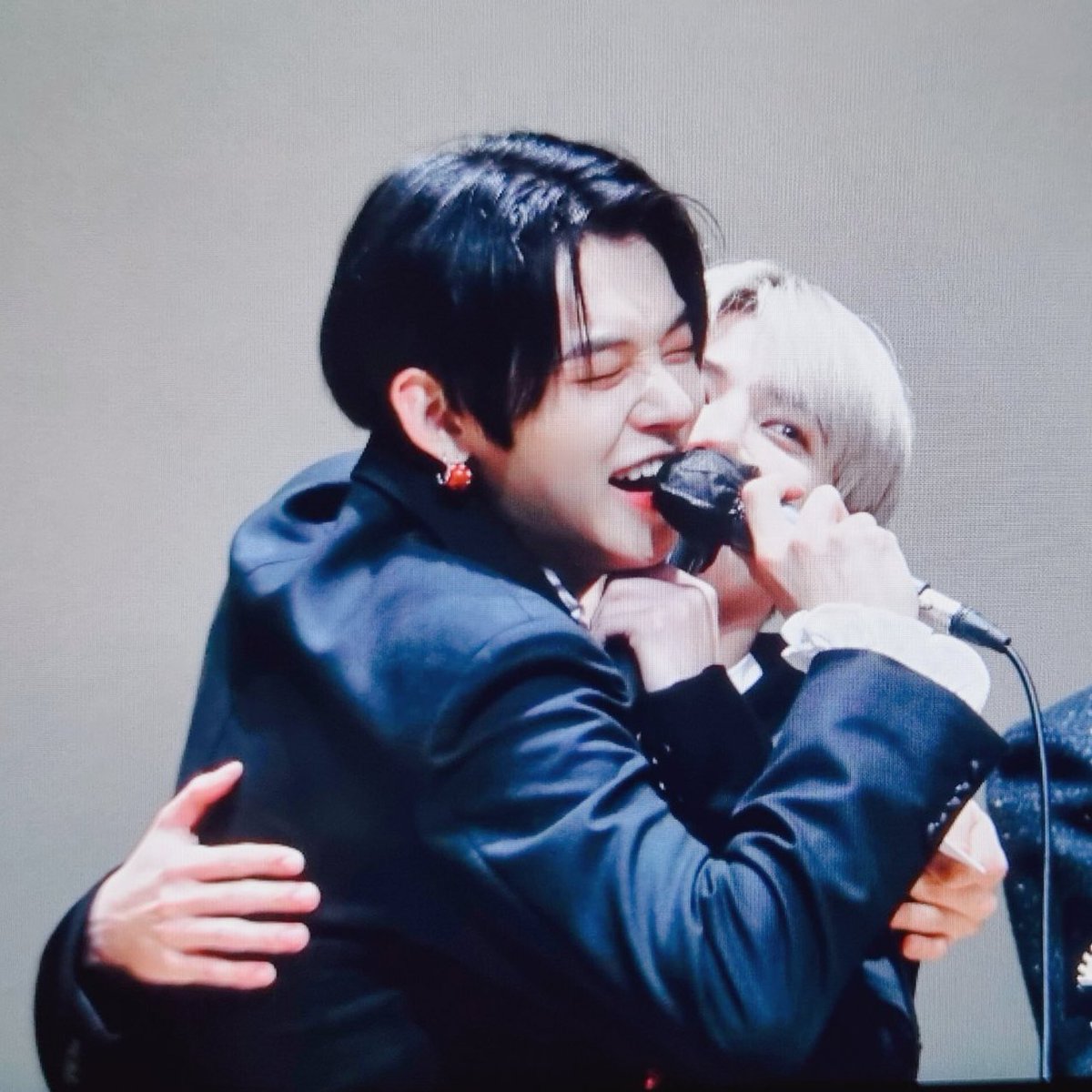 taejunhours's tweet image. this genre of taejun
